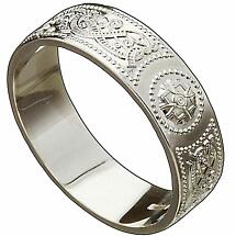 Alternate image for Irish Wedding Ring - Warrior Shield Ladies Wedding Band